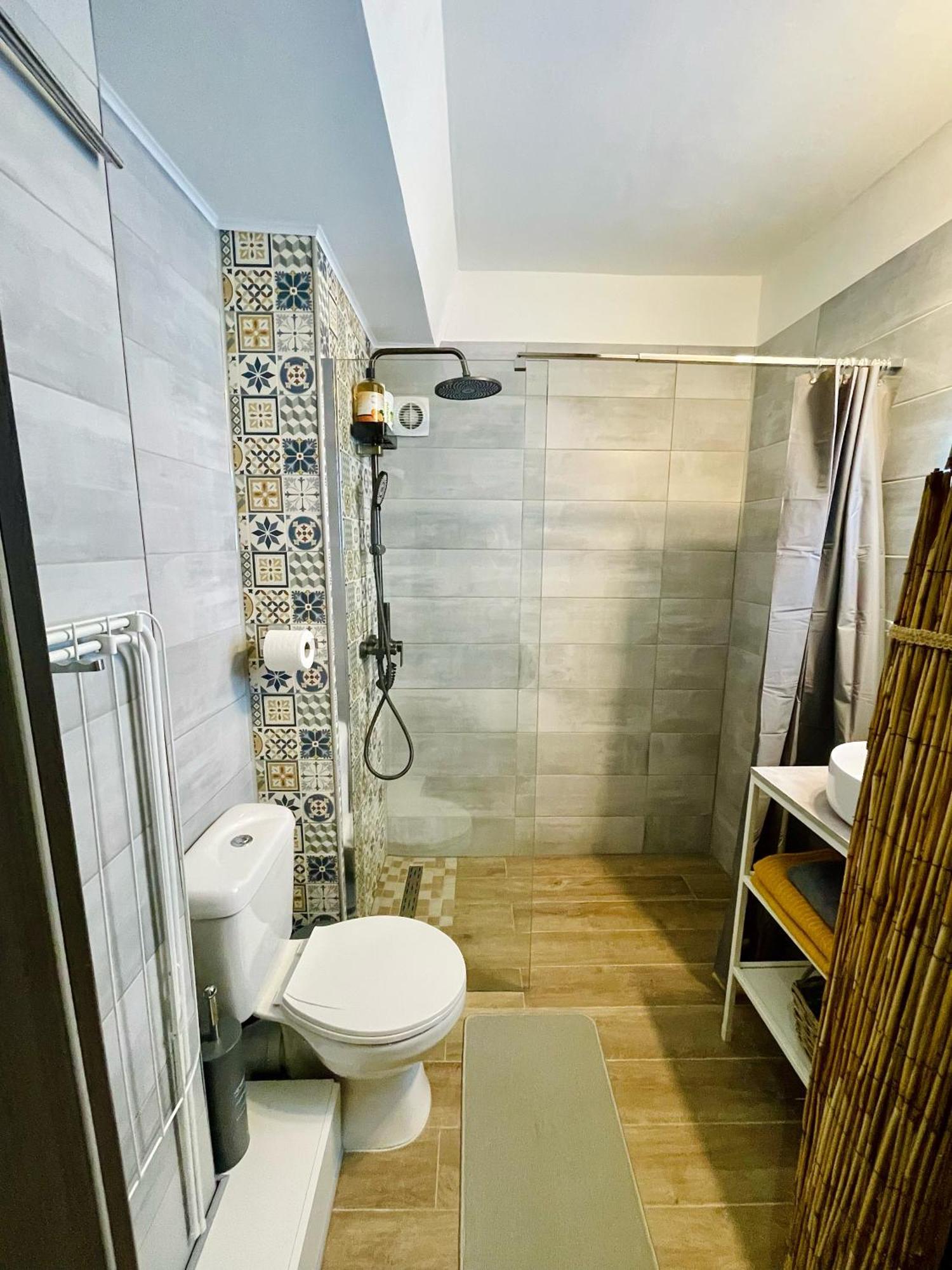 2 Vis-A-Vis Studio - Gara De Nord Bucureşti Ngoại thất bức ảnh