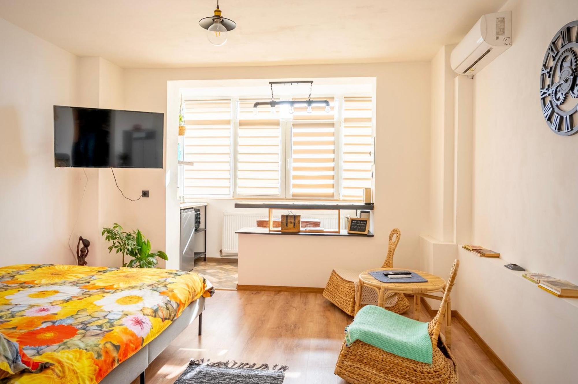 2 Vis-A-Vis Studio - Gara De Nord Bucureşti Ngoại thất bức ảnh